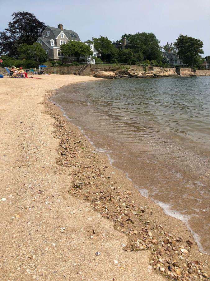 Cozy Garden Apartment Along The Shoreline 길퍼드 외부 사진